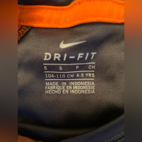 Gray & Orange Nike Dri- Fit Long Sleeve Shirt Kids Size 5 (Small) - Picture 2 of 5